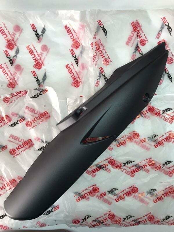 Rks Cross Blackwolf 250 Egzoz Üst Plastiği