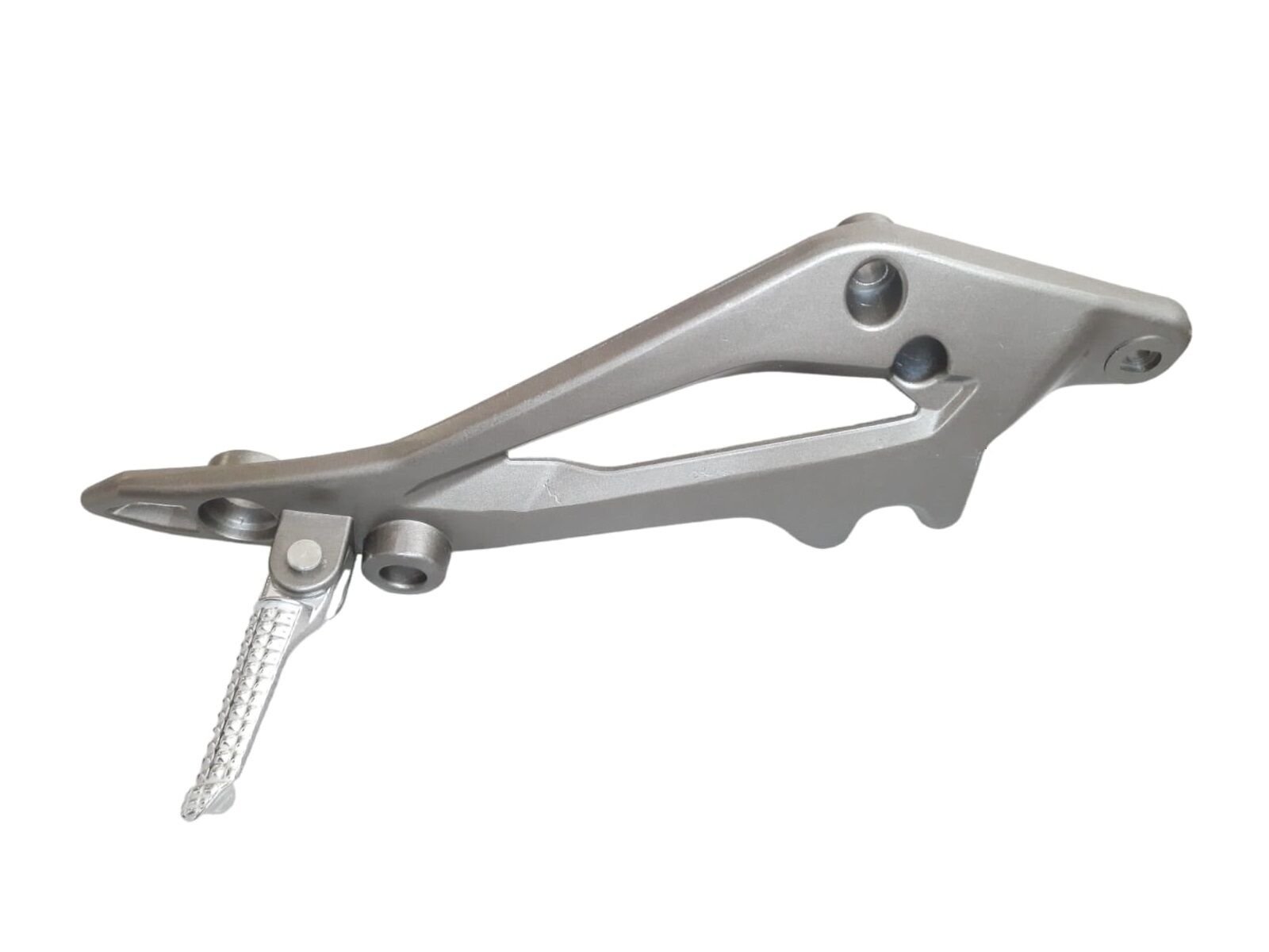 MONDİAL KD125 F KIDEN BASAMAK BAĞLANTI BRAKETİ SAĞ